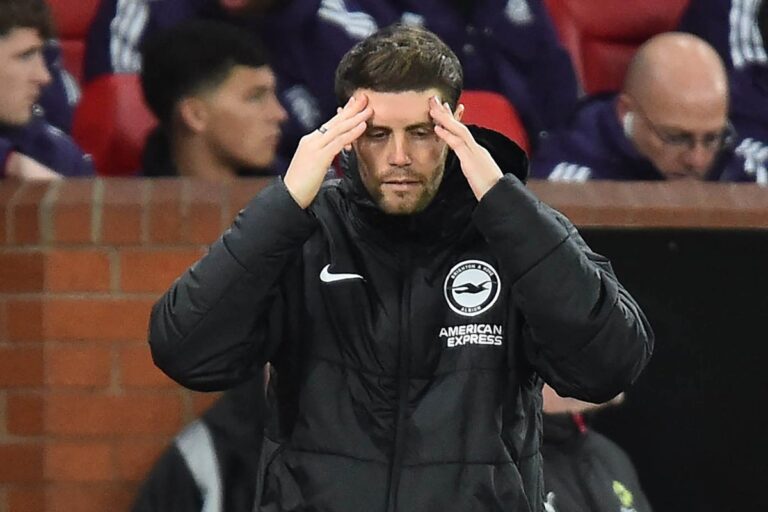 Brighton jual Jan Paul van Hecke dan apa yang dibutuhkan tim