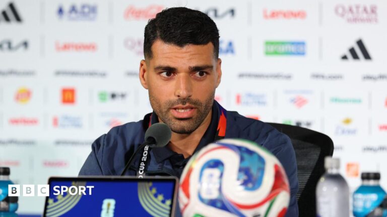 Tim Iran Piala Dunia 2023 di Los Angeles dengan latar belakang ketegangan politik