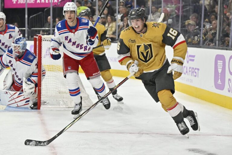 Pavel Dorofeyev bergabung dengan New York Rangers setelah transfer dari Vegas