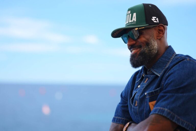 LeBron James memikirkan tim baru di NBA
